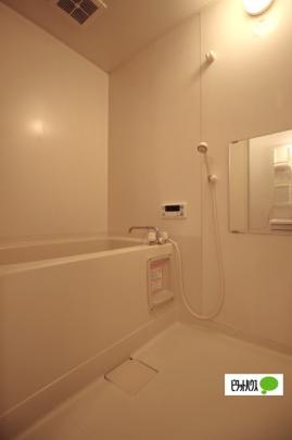 �y���̑��z�@�o�X�^�V�����[