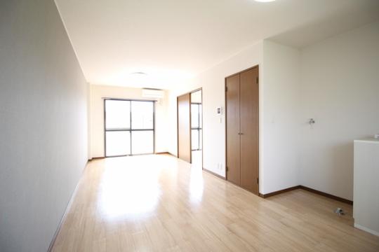 �y���̑��z�@���r���O