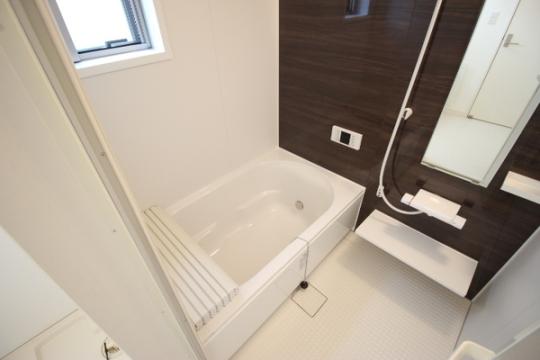 �y���̑��z�@�o�X�^�V�����[