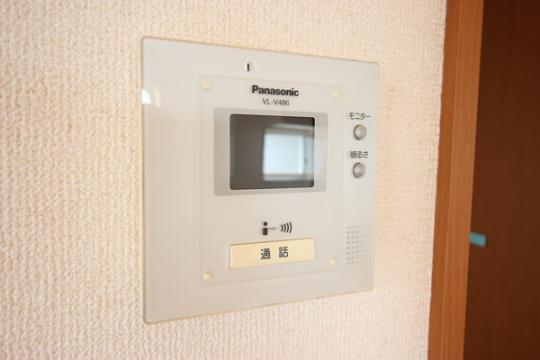 �y���̑��z�@TV�h�A�z��