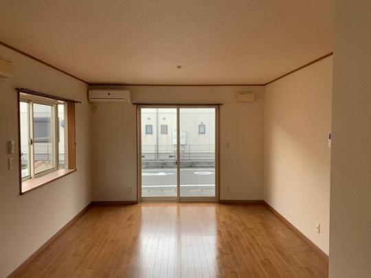 �y���̑��z�@���r���O