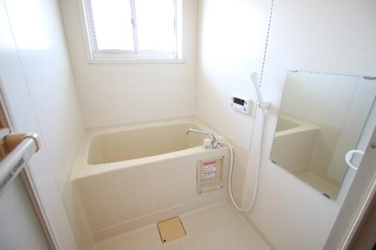 �y���̑��z�@�o�X�^�V�����[