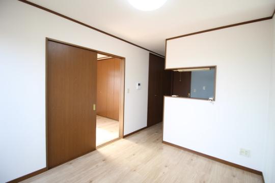 �y���̑��z�@���r���O