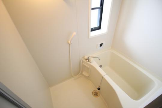 �y���̑��z�@�o�X�^�V�����[