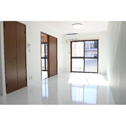 �y���̑��z�@���r���O