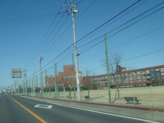 【周辺】　私立東京福祉大学：560m